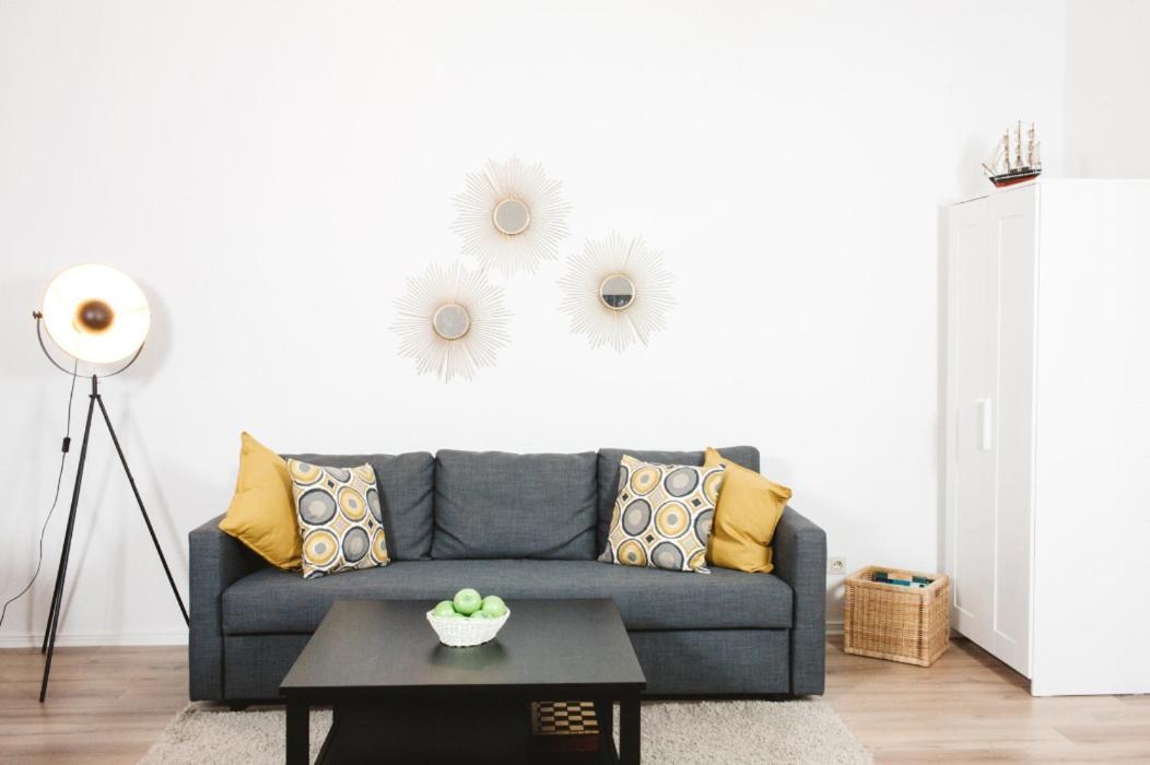 Family For 6 Guests, Mitte Moabit Appartamento