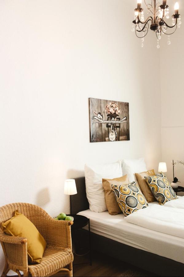 Appartamento Family For 6 Guests, Mitte Moabit *